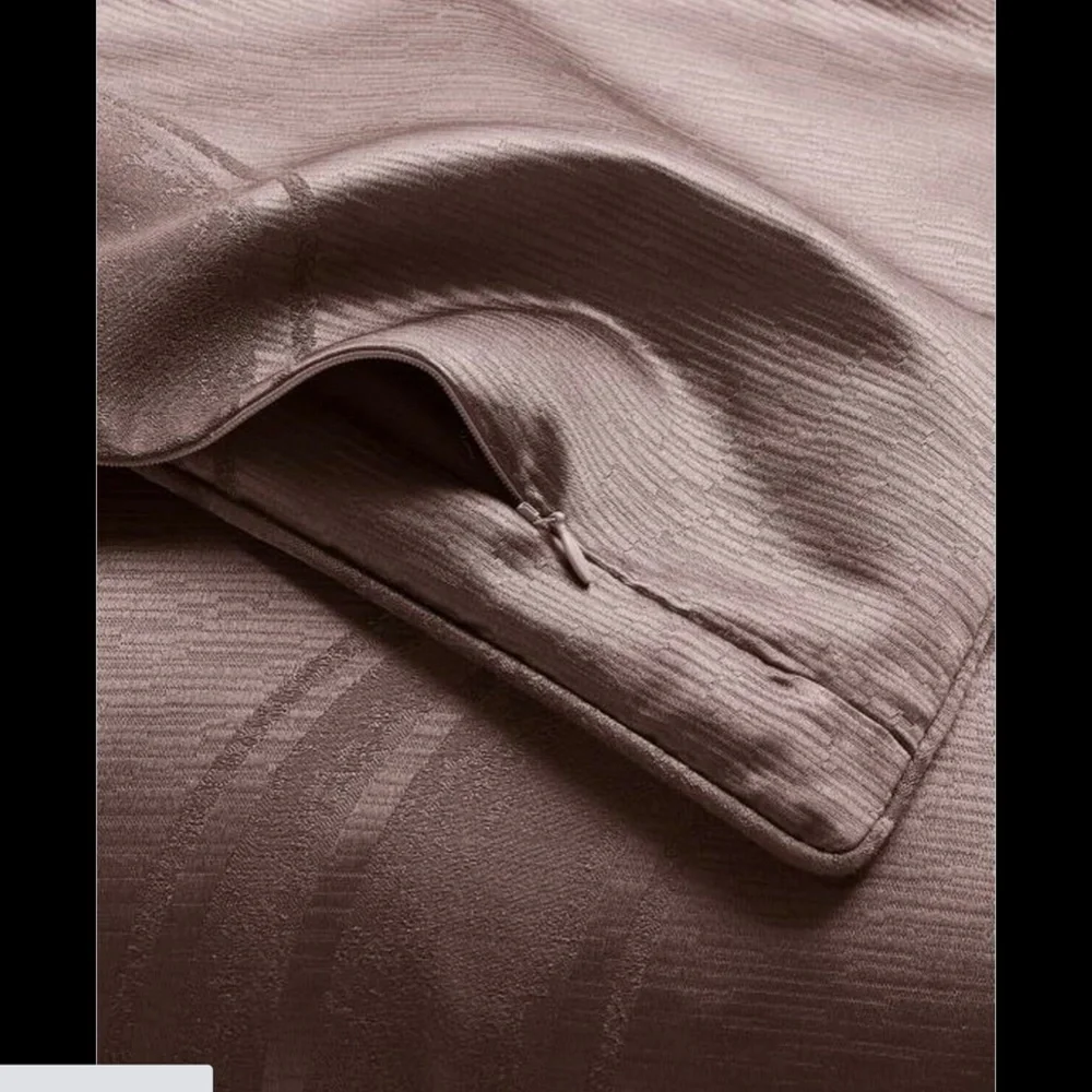 NIB Hotel Collection Contour Duvet Cover‎ in Full/Queen Brown